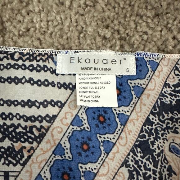 Ekouaer Abstract Print Blue & White Beach Sarong - Picture 2 of 4